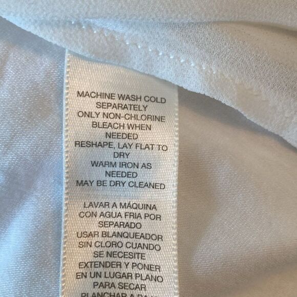 WHBM white chiffon layered longer sleeveless blouse - Picture 8 of 8